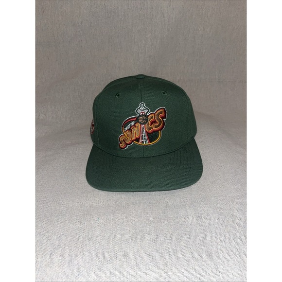 MENS MITCHELL & NESS NBA CONFERENCE PATCH SNAPBACK HWC SUPERSONICS - GREEN - Picture 2 of 10